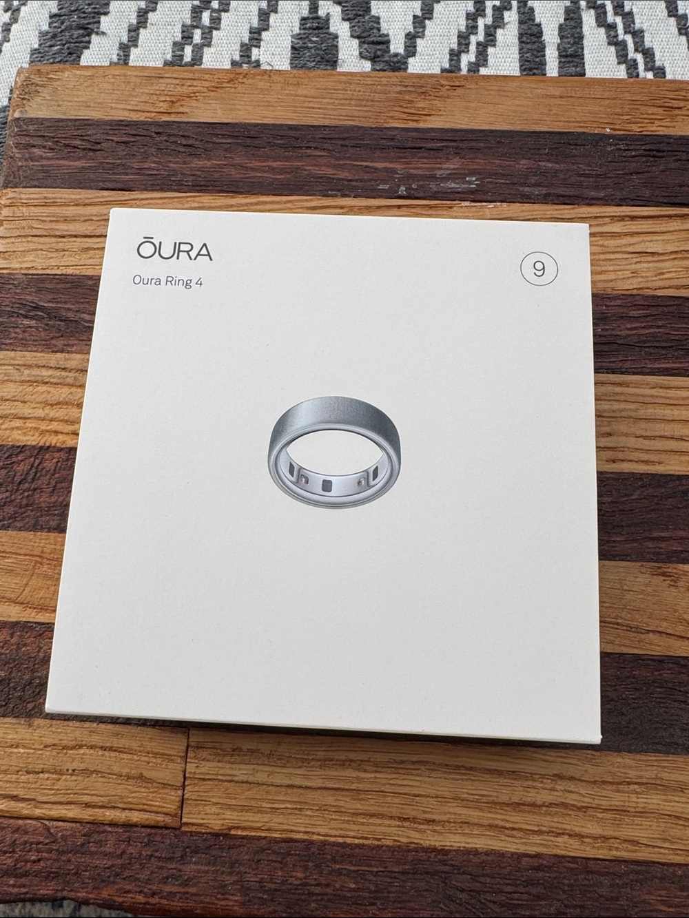 Oura Ring Gen 4 (Brushed Silver, Size 9) - Brand New, Unactivated